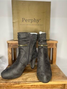 Perphy Women's Gray Suede-Look Heeled Ankle Boots with Gold Zip Accent